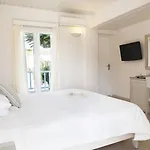 Hotel Paradise View 3*