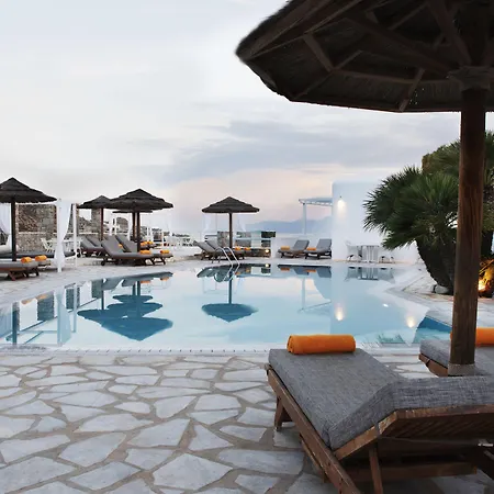 Paradise View 3*