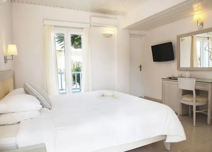 Hotel Paradise View 3*